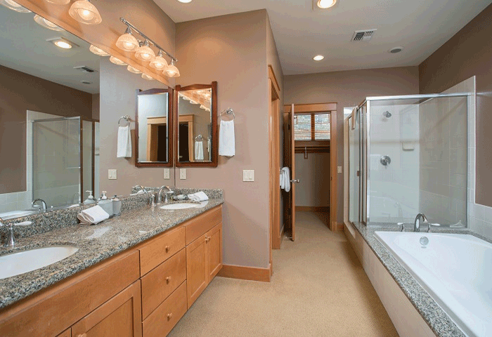 Large master bath with separate tub and shower